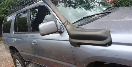 TOYOTA HILUX SW4 3.0 4X4 8V TURBO DIESEL 4P MANUAL TOYOTA HILUX SW4 3.0 4X4 8V TURBO DIESEL 4P MANUAL